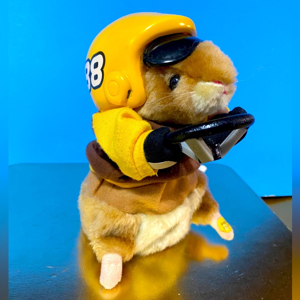 NASCAR DALE JARRETT RACE CAR DRIVER SINGING & DANCING HAMSTER WORKS! MOVES ARMS
